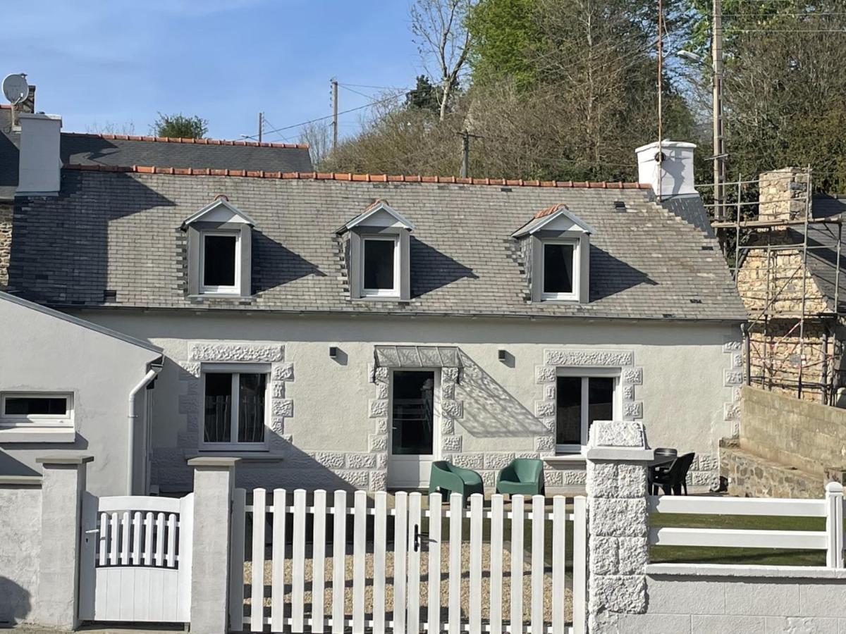 maison totalement rénovée 3 chambres au coeur du village Lézardrieux Exterior foto